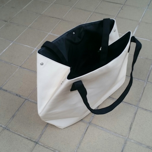 Lipstick. Bags Lipstick Tote Bag Nwot 2 Long X 4 High Poshmark